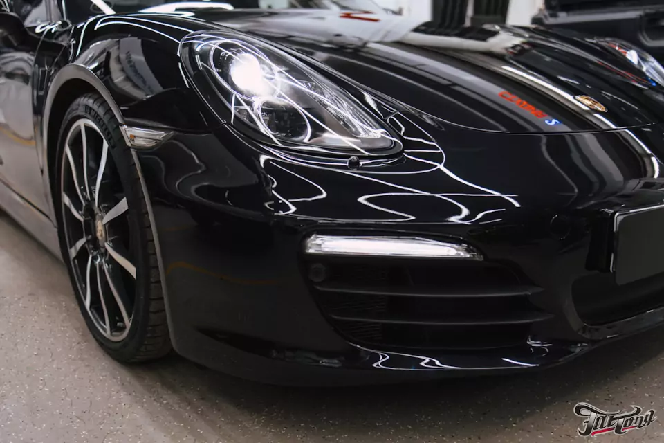 Улучшили Porsche Boxster S: восстановили кузов, добавили акцент в виде цветных ремней безопасности — и снова на дороге в идеальной форме!